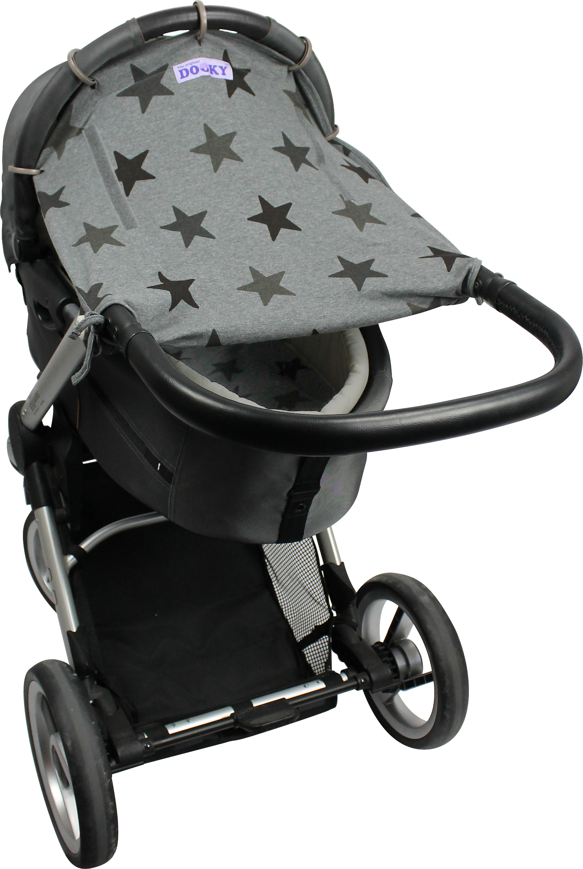 Dooky Cover op een kinderwagen. Ook goed voor een reis wieg of een autostoel